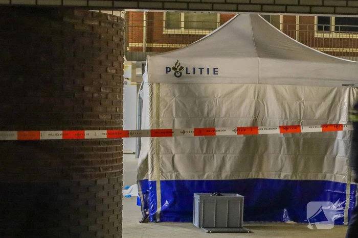 Overleden persoon aangetroffen op straat