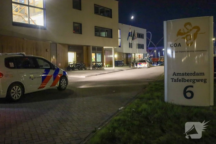 Steekincident op COA-locatie; één persoon gewond
