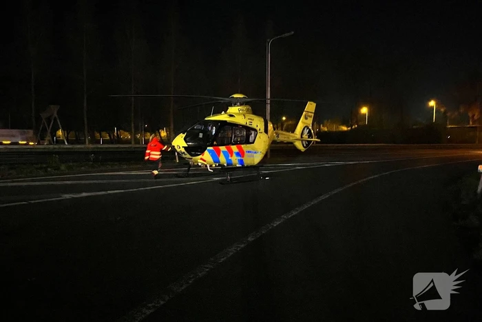 Auto belandt op de kop; bestuurder zwaargewond