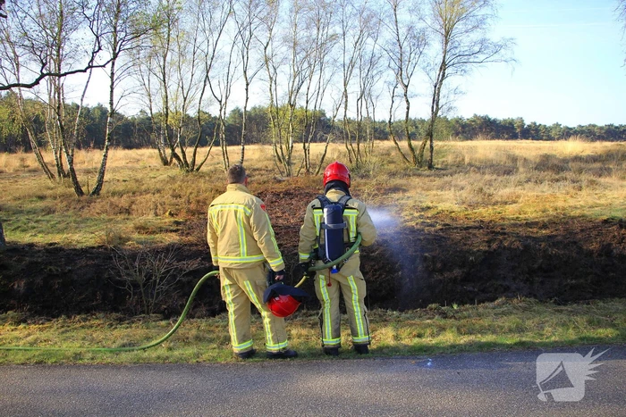 Stuk militair gebied afgebrand