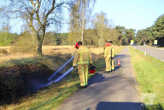 Stuk militair gebied afgebrand