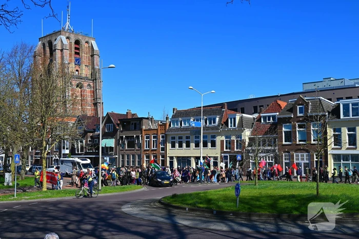 Protestmars voor menselijkheid en tegen militarisme