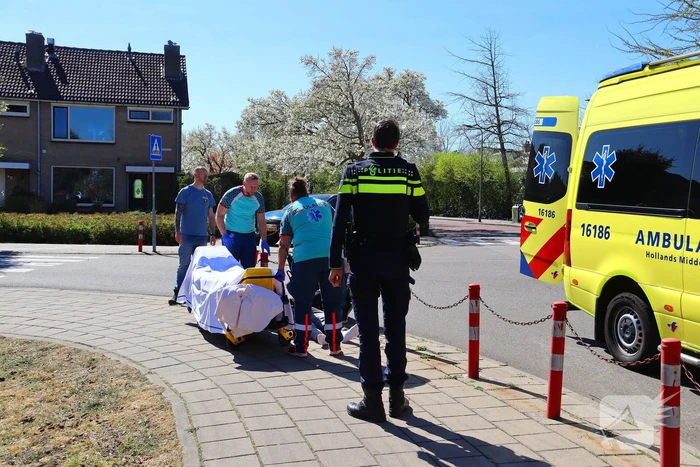 Scooterrijder gewond nadat scooter ter water raakt