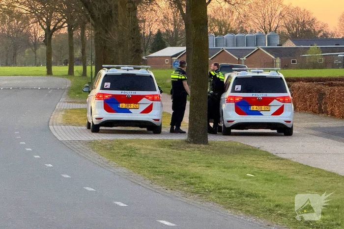 Verdachten vluchten na schietpartij; politie doet aanhoudingsvuur