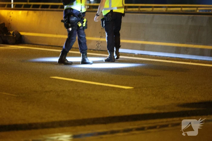 Persoon springt van viaduct bij ruzie na botsing