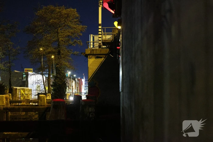 Persoon springt van viaduct bij ruzie na botsing