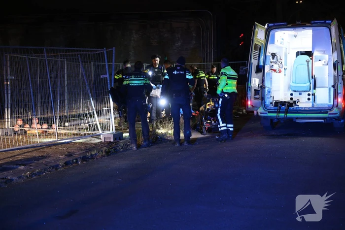 Persoon springt van viaduct bij ruzie na botsing