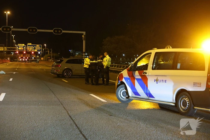Persoon springt van viaduct bij ruzie na botsing