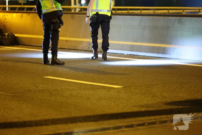 Persoon springt van viaduct bij ruzie na botsing