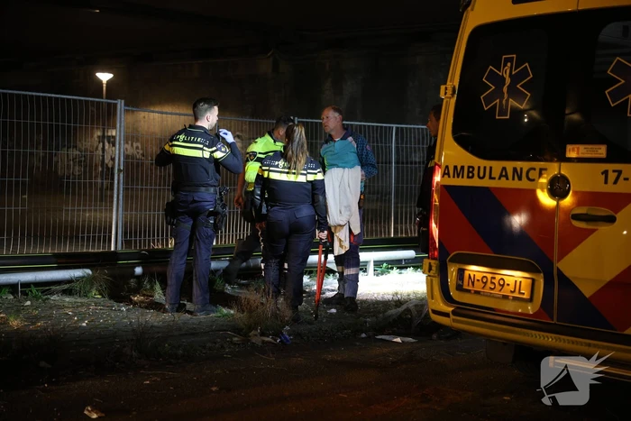 Persoon springt van viaduct bij ruzie na botsing