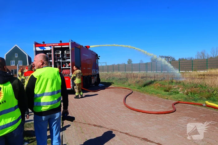 Brand in riet geblust door brandweer