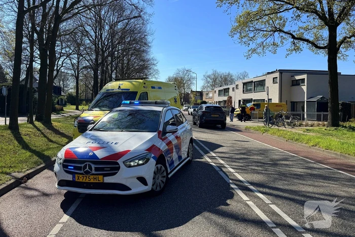 Fietser aangereden door pakketbezorger