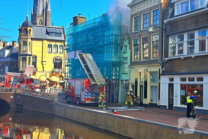 Veel rookontwikkeling door woningbrand