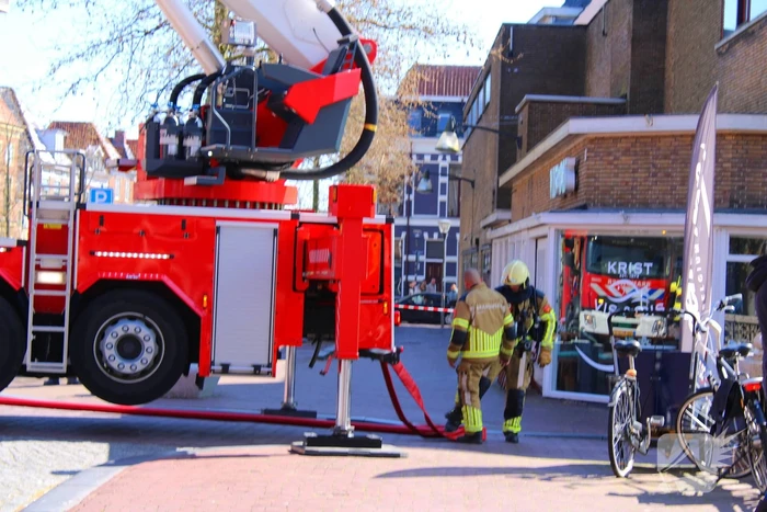 Veel rookontwikkeling door woningbrand