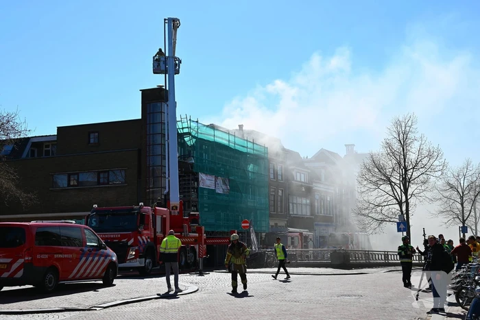 Veel rookontwikkeling door woningbrand