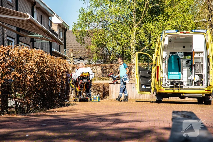 Persoon gewond na val van ladder