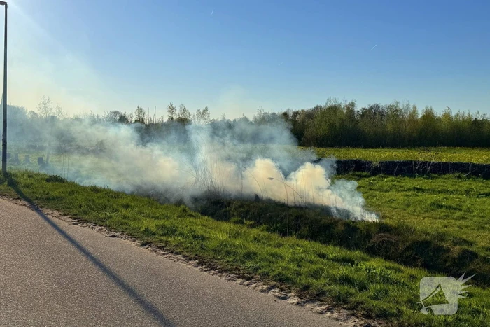 Bermbrand snel onder controle