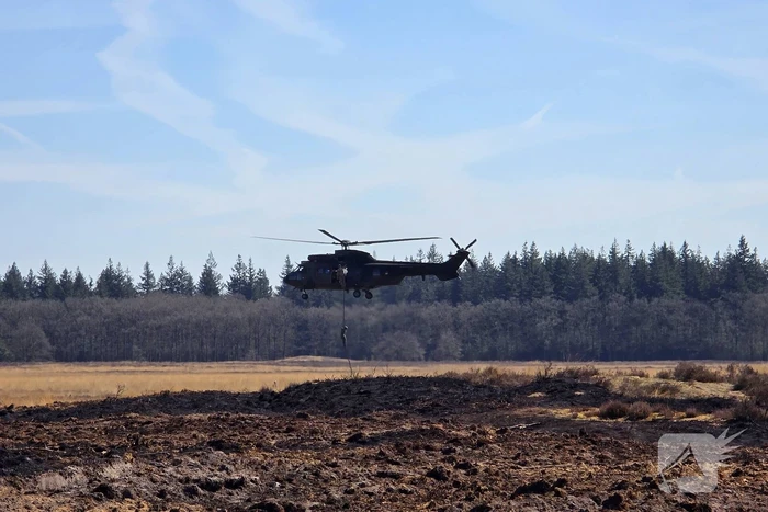 Rook waargenomen op heide brandweer blust brand