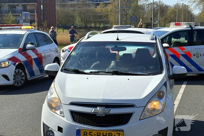 Persoon op step gewond bij aanrijding met automobilist
