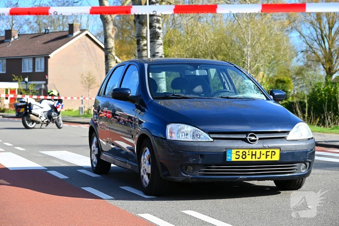 Voetganger aangereden op zebrapad door automobilist