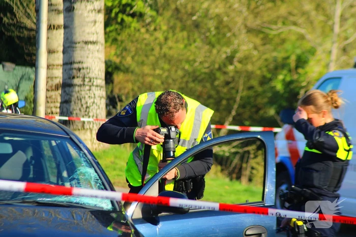Voetganger aangereden op zebrapad door automobilist