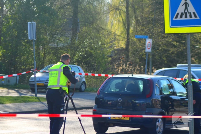 Voetganger aangereden op zebrapad door automobilist