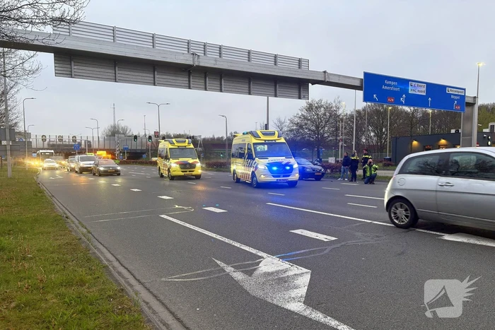 Persoon ernstig gewond bij aanrijding met auto