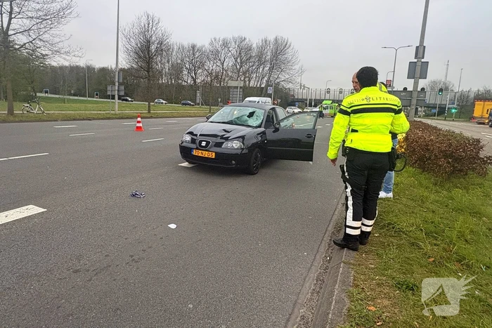 Persoon ernstig gewond bij aanrijding met auto