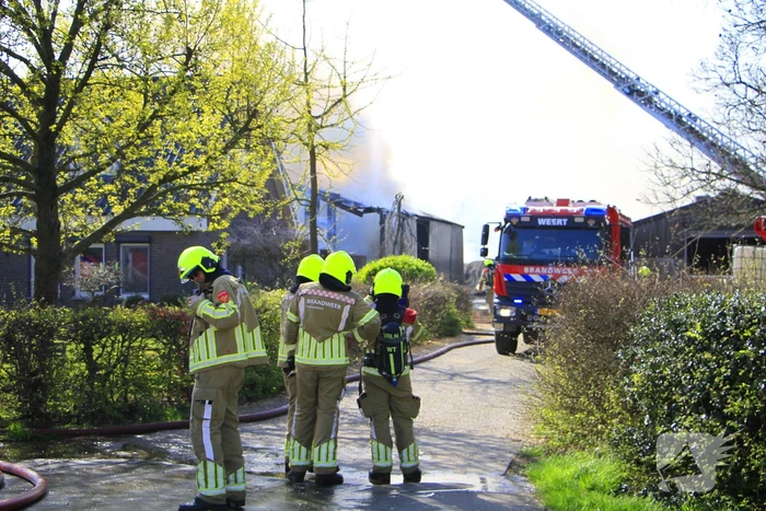 Brandweer ingezet voor grote brand