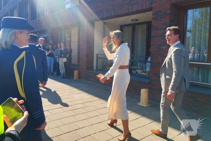 Koningin bezoekt stadsdeel Heerlerbaan voor gesprekken met inwoners en ondernemers