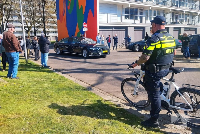 Koningin bezoekt stadsdeel Heerlerbaan voor gesprekken met inwoners en ondernemers