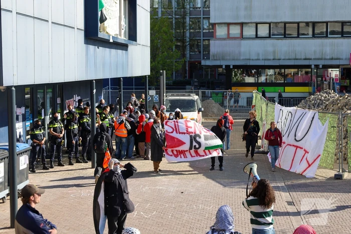 Politie ontruimd universiteit na demonstratie