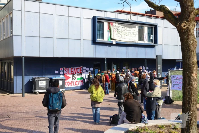 Politie ontruimd universiteit na demonstratie