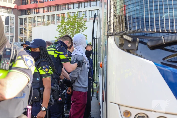 Politie ontruimd universiteit na demonstratie
