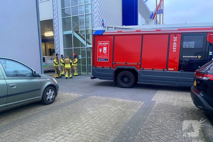 Brandweer onderzoekt vreemde lucht