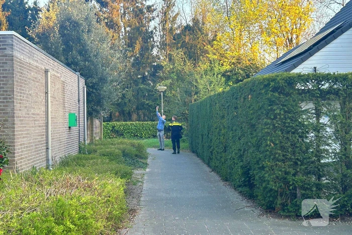 Uitslaande brand in achtertuin
