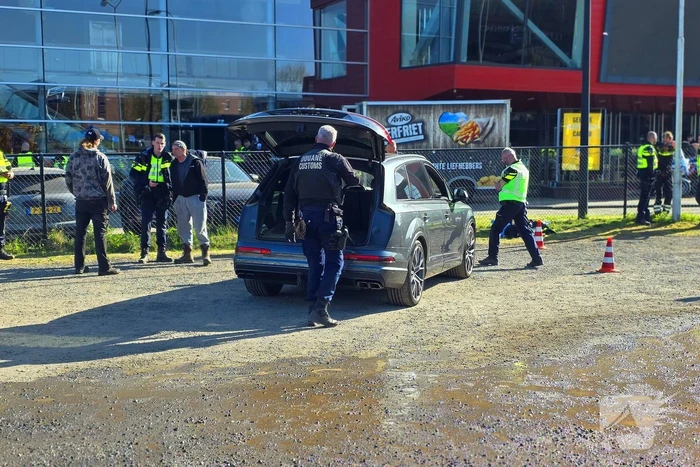 Belastingdienst incasseert bijna zeventig duizend euro bij grote controle