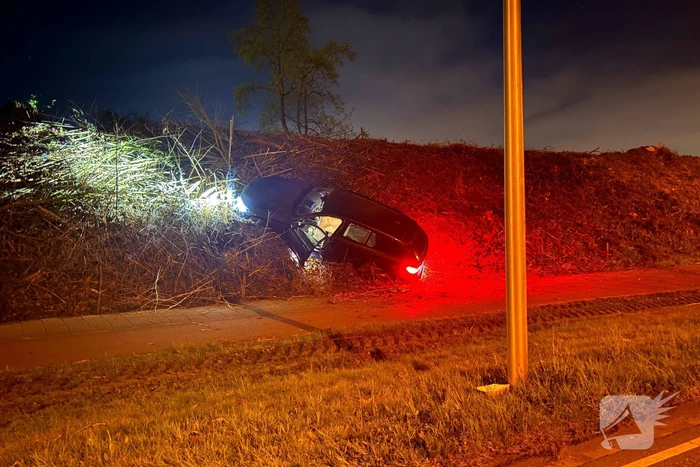 Bestuurder verlaat plaats na ongeval