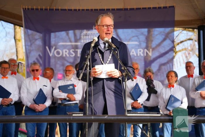 Veel belangstelling voor start viering 675 jaar stadsrechten