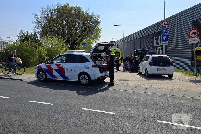 Kop-staartbotsing tussen twee voertuigen
