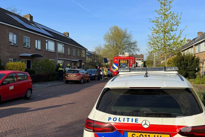 Man valt in slaap met pan op vuur