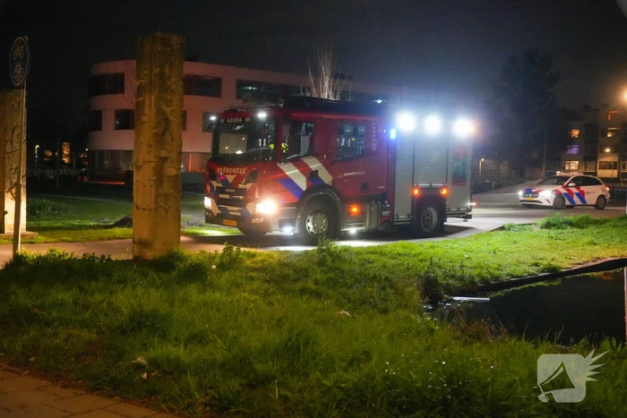 Bankstel in brand bij skatebaan