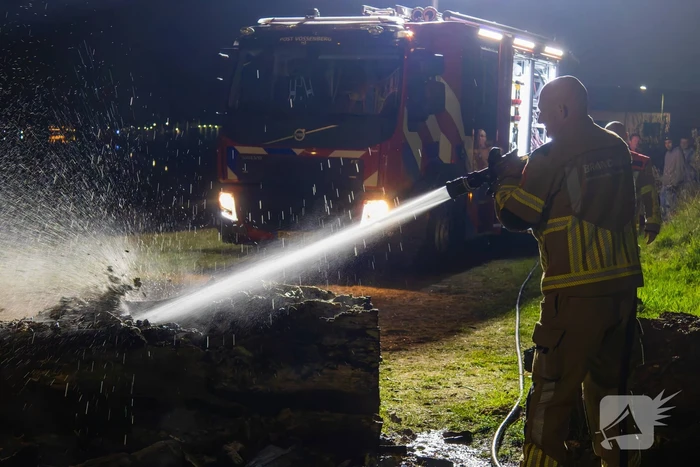 Brand ontstaan in boomstronk