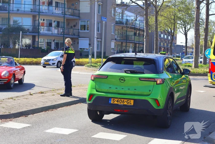 Fietser gewond bij botsing met auto