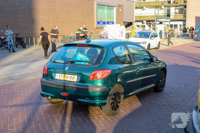 Persoon gewond geraakt bij steekpartij, verdachten aangehouden