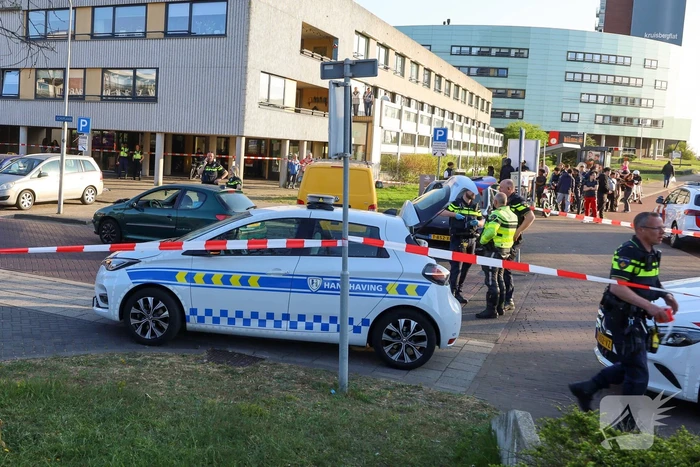 Persoon gewond geraakt bij steekpartij, verdachten aangehouden