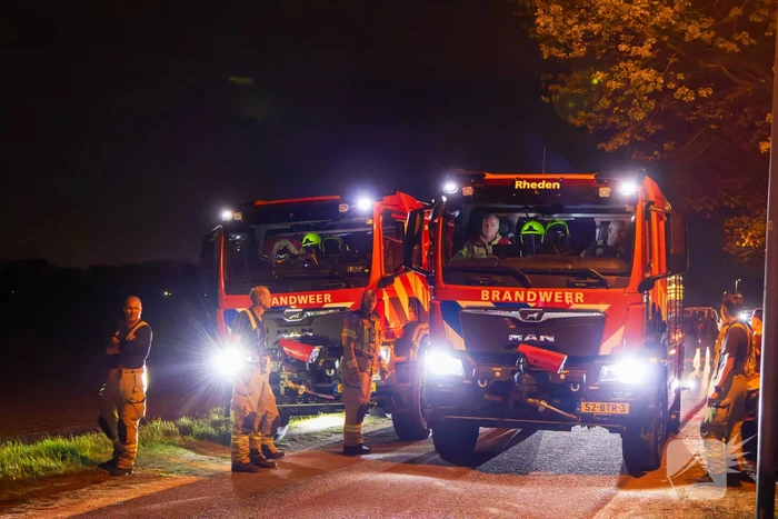 Verschillende hulpdiensten assisteren bij grote bosbrand