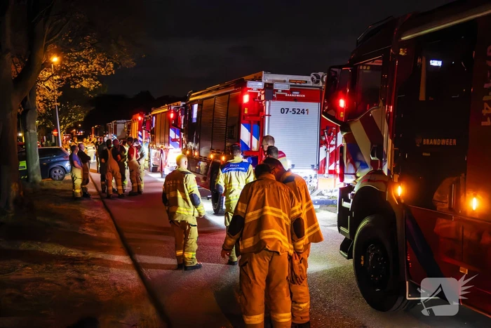 Verschillende hulpdiensten assisteren bij grote bosbrand