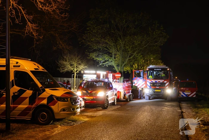 Verschillende hulpdiensten assisteren bij grote bosbrand
