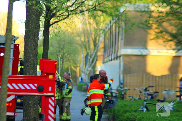 Rook stijgt op uit appartement